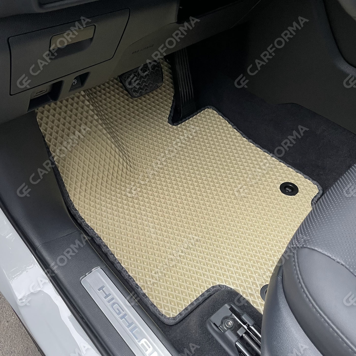 Коврики на Toyota Highlander IV 2019&nbsp;-&nbsp;2026 в Грозном