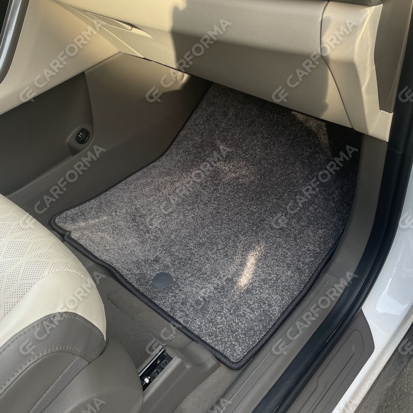 Коврики на KIA Carnival IV 8 мест 2020&nbsp;-&nbsp;2026 в Грозном