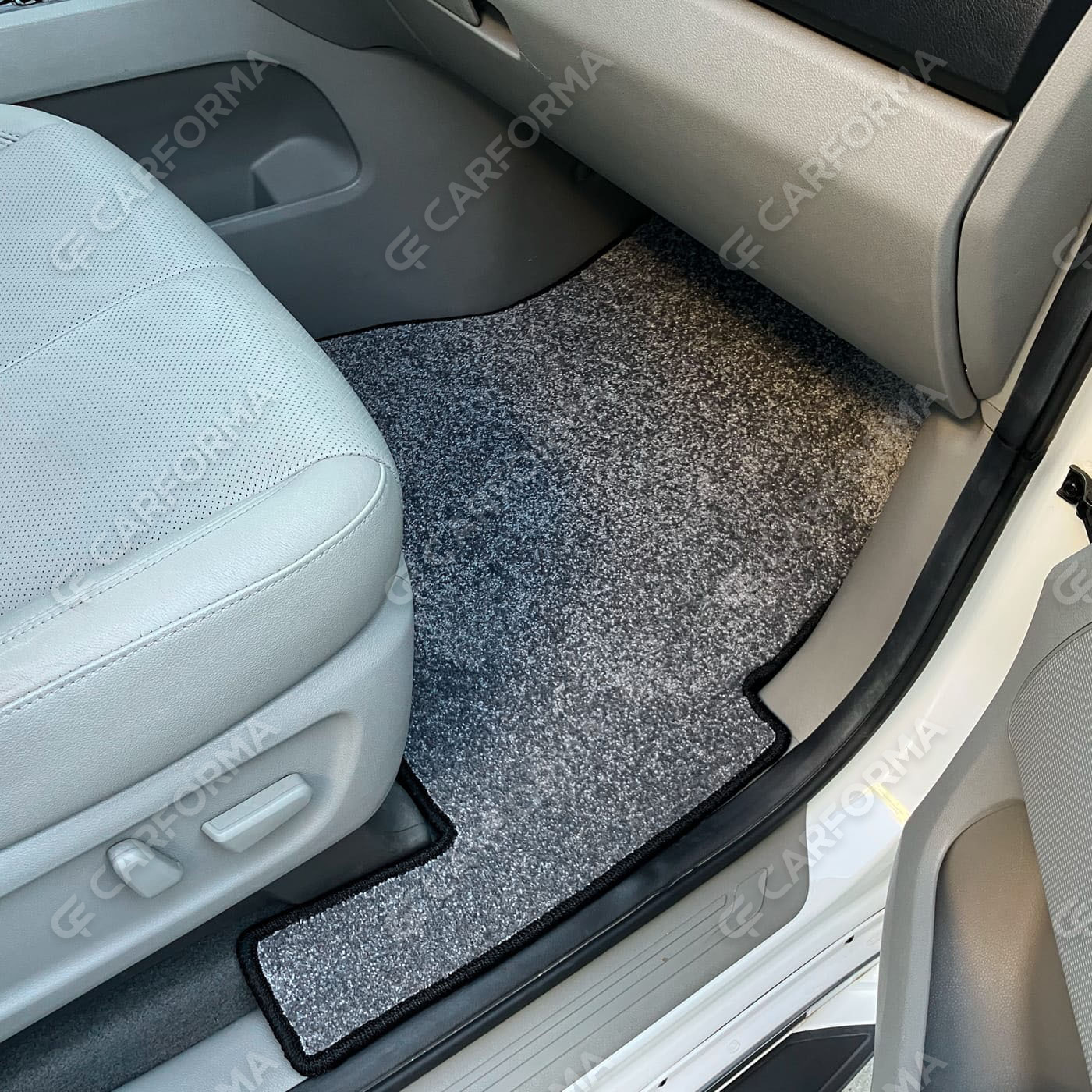 Ворсовые коврики на KIA Carnival III 7 мест 2014&nbsp;-&nbsp;2021 в Грозном