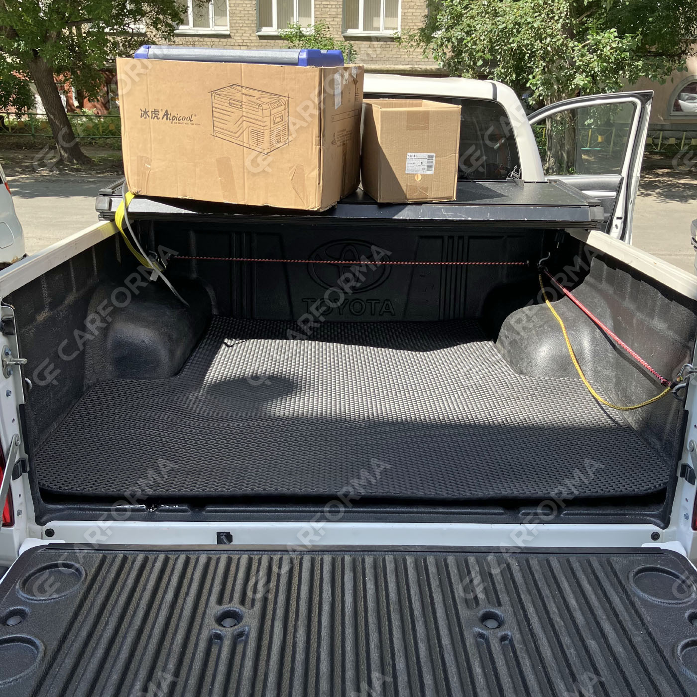 Коврики на Toyota Hilux VII 2008&nbsp;-&nbsp;2015 в Грозном