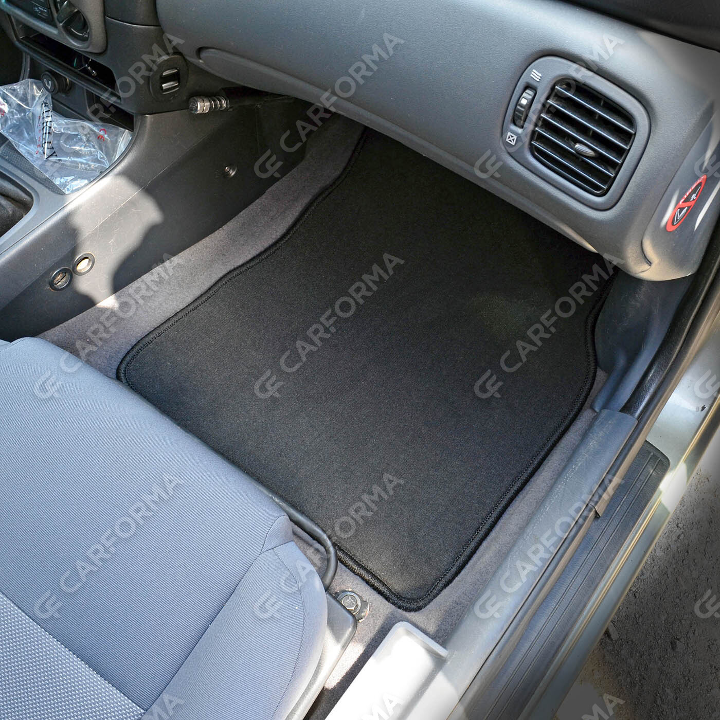 Ворсовые коврики на Nissan Almera 2 (N16) 2000&nbsp;-&nbsp;2006 в Грозном