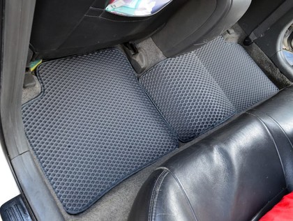 Ворсовые коврики на Toyota Prius (20) 2004 - 2009 в Грозном