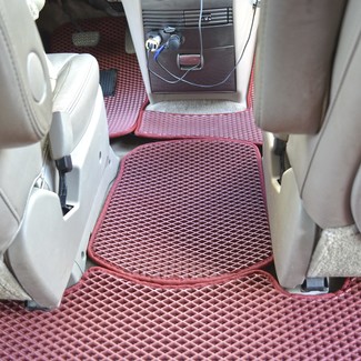 Ворсовые коврики на Toyota Sienna II 2003 - 2010 в Грозном