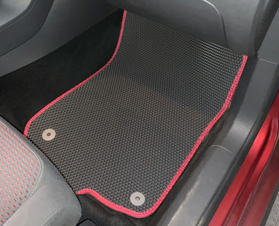 Коврики на Seat Leon II 2005 - 2013 в Грозном