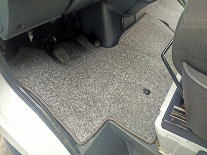 Коврики на Mercedes Sprinter Classic (W909) 2013 - 2025 в Грозном
