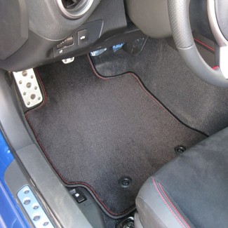 Коврики на Toyota GT86 2012 - 2021 в Грозном