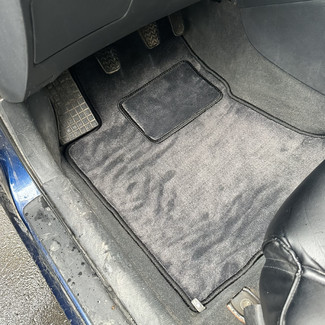 Коврики на Toyota Corolla (E12) 2000 - 2007 в Грозном