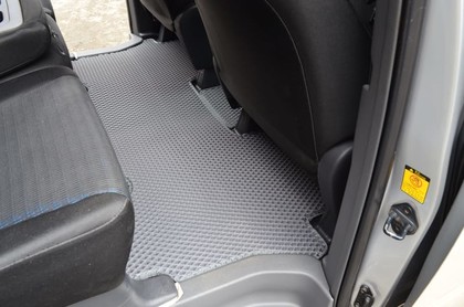 Ворсовые коврики на Toyota Voxy (R70) 2007 - 2013 в Грозном