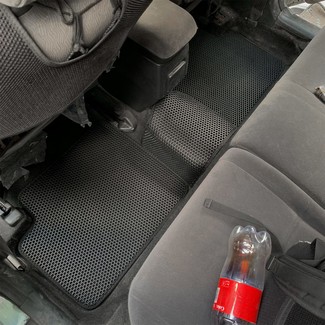 Коврики на Toyota Allex 2001 - 2006 в Грозном