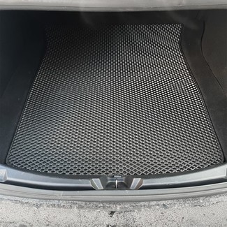Коврики на Tesla Model 3 2017 - 2025 в Грозном
