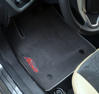 Ворсовые коврики на Ford Fiesta VI 2008 - 2019 в Грозном