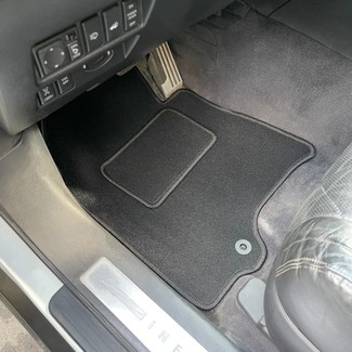Коврики на Infiniti QX70 2013 - 2019 в Грозном