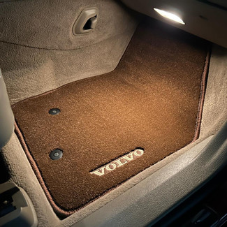 Коврики на Volvo XC90 I 2002 - 2014 в Грозном