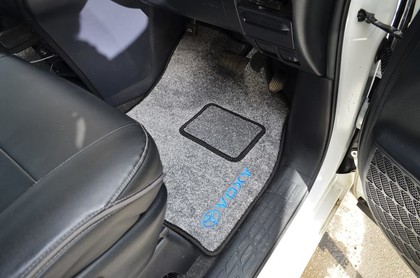 Коврики на Toyota Voxy (R80) 2014 - 2021 в Грозном