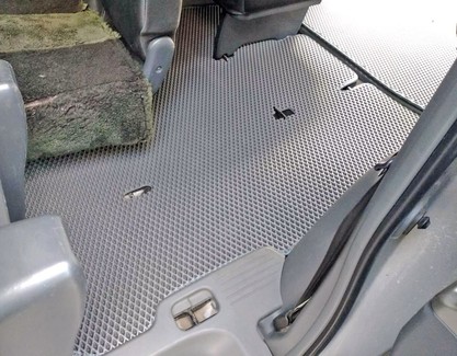Ворсовые коврики на Toyota Voxy (R70) 2007 - 2013 в Грозном