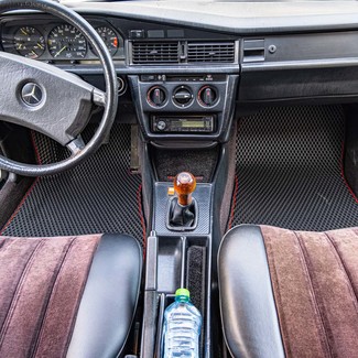 Коврики на Mercedes 190 (W201) 1982 - 1993 в Грозном