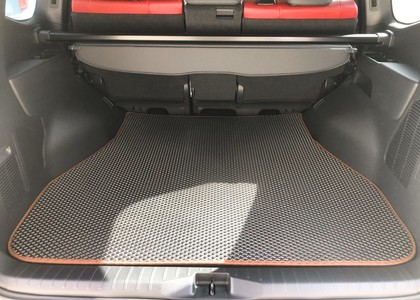 Ворсовые коврики на Toyota Land Cruiser 300 2021 - 2025 в Грозном