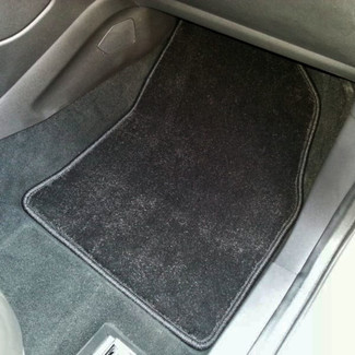 Коврики на Ford Kuga I 2008 - 2013 в Грозном