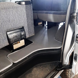 Ворсовые коврики на Mitsubishi Delica 4 1994 - 2007 в Грозном