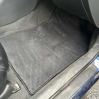 Коврики на Toyota Corolla (E12) 2000 - 2007 в Грозном