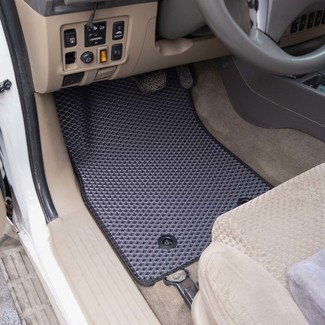 Ворсовые коврики на Toyota Fortuner I 2004 - 2015 в Грозном