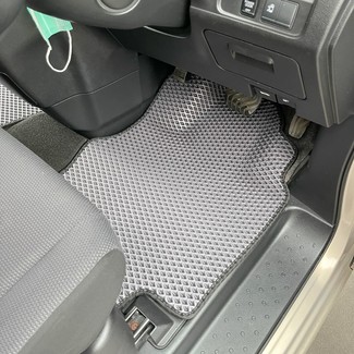 Ворсовые коврики на Nissan Serena (C26) 2010 - 2016 в Грозном