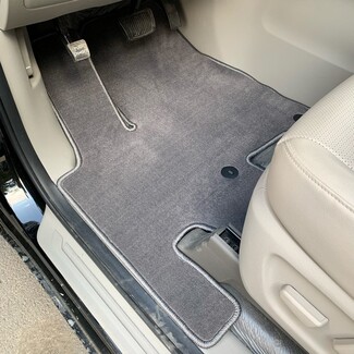 Ворсовые коврики на KIA Carnival III 7 мест 2014 - 2021 в Грозном Ворсовые коврики на KIA Carnival III 7 мест 2014 - 2021 в Грозном