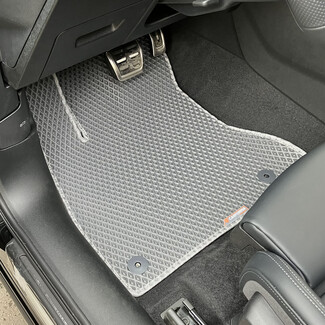 Ворсовые коврики на Audi Q5 III 2024 - 2026 в Грозном Ворсовые коврики на Audi Q5 III 2024 - 2026 в Грозном