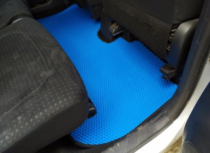 Ворсовые коврики на Toyota Ractis I 2005 - 2010 в Грозном