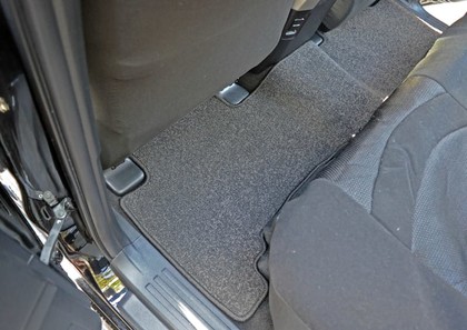 Ворсовые коврики на Toyota Land Cruiser Prado 150 2009 - 2023 в Грозном