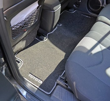 Коврики на Toyota Rav4 III 2006 - 2013 в Грозном