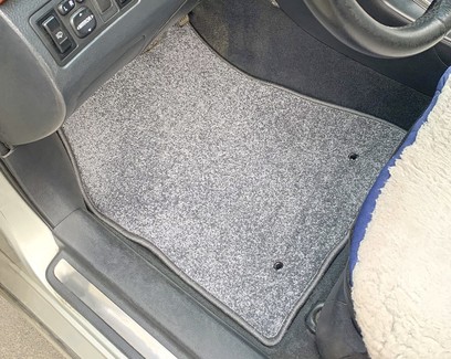 Ворсовые коврики на Toyota Avensis II 2002 - 2008 в Грозном