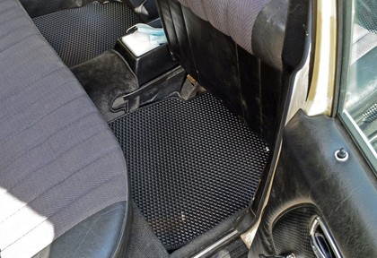 Коврики на Mercedes W123 1975 - 1986 в Грозном