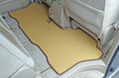 Ворсовые коврики на Toyota Alphard (H10) 2002 - 2008 в Грозном