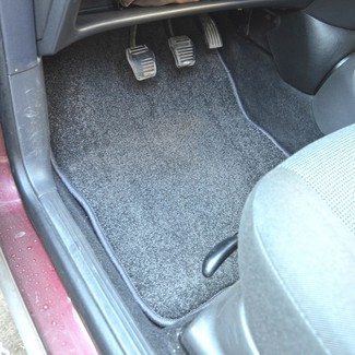 Ворсовые коврики на Ford Focus I 1998 - 2005 в Грозном