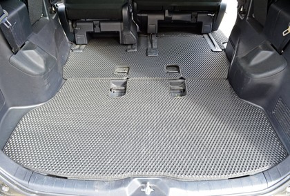 Коврики на Toyota Voxy (R80) 2014 - 2021 в Грозном