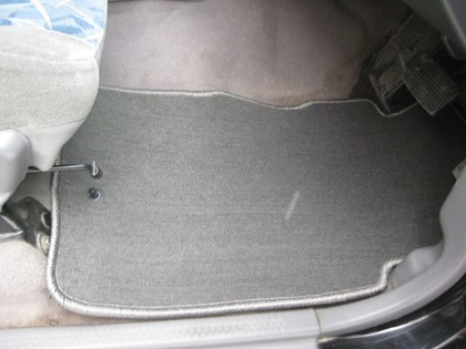 Ворсовые коврики на Nissan Terrano II (R50) и Regulus 1995 - 2002 в Грозном