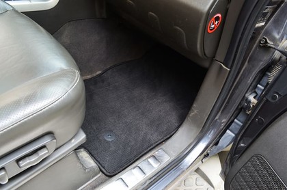 Коврики на Nissan Pathfinder III 2004 - 2014 в Грозном