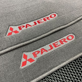 Коврики на Mitsubishi Pajero III 1999 - 2006 в Грозном