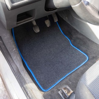 Коврики на Ford Focus II 2005 - 2011 в Грозном