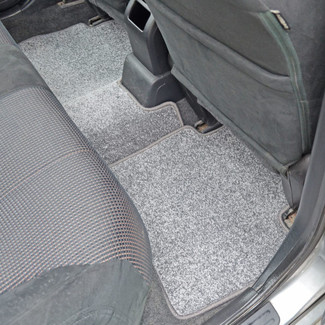 Ворсовые коврики на Nissan Tiida (C11) 2004 - 2014 в Грозном