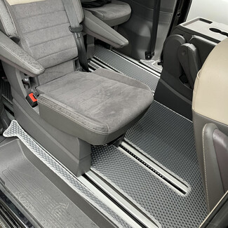 Коврики на Volkswagen Multivan (T7) 2021 - 2026 в Грозном Коврики на Volkswagen Multivan (T7) 2021 - 2026 в Грозном