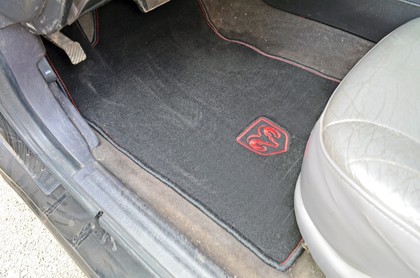 Ворсовые коврики на Dodge Intrepid II 1997 - 2004 в Грозном