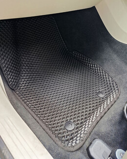 Коврики на Volvo V40 II 2012 - 2020 в Грозном