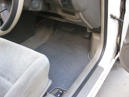 Ворсовые коврики на Nissan Sunny (B15) 1998 - 2004 в Грозном