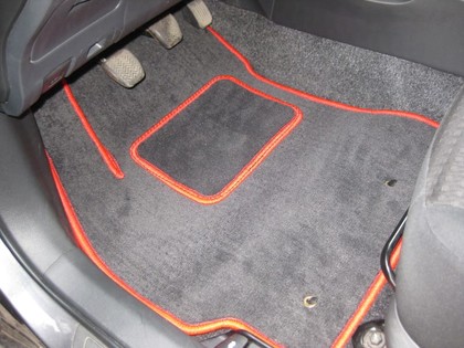Коврики на Toyota Corolla (E15) 2006 - 2013 в Грозном
