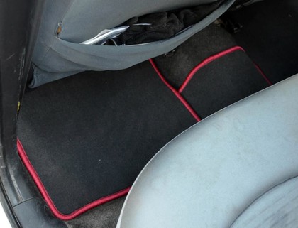 Коврики на Mitsubishi Colt V 1996 - 2003 в Грозном