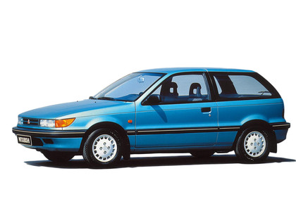 Коврики на Mitsubishi Colt III 1988 - 1992 в Грозном