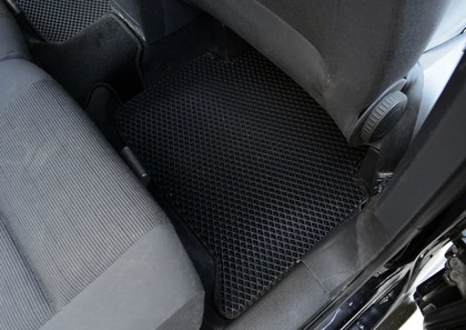 Коврики на Volkswagen Touran 2003 - 2015 в Грозном