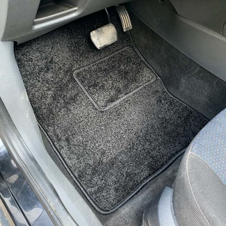 Коврики на Ford Focus II 2005 - 2011 в Грозном